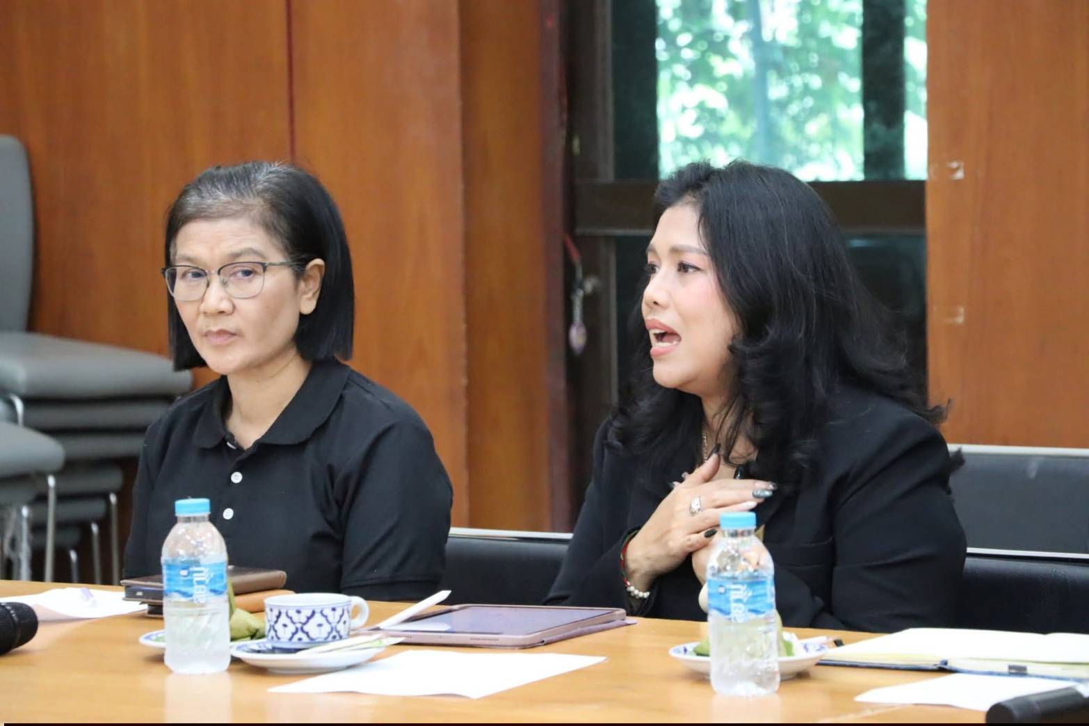 title - ผู้ว่าราชการจังหวัดพระนครศรีอยุธยา ลงตรวจพื้นที่เตรียมการพระราชพิธีถวายพระเพลิงพระบรมศพ สมเด็จพระนางเจ้าสิริกิติ์ พระบรมราชินีนาถ พระบรมราชชนนีพันปีหลวง ณ ศูนย์ส่งเสริมและพัฒนาอาชีพเสริมนอกภาคการเกษตร อำเภอบางไทร
